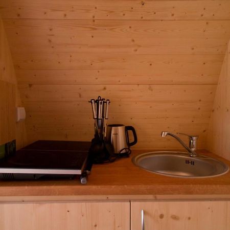 Ferien im Naturwagen Pod 3 Kröpelin Exterior foto